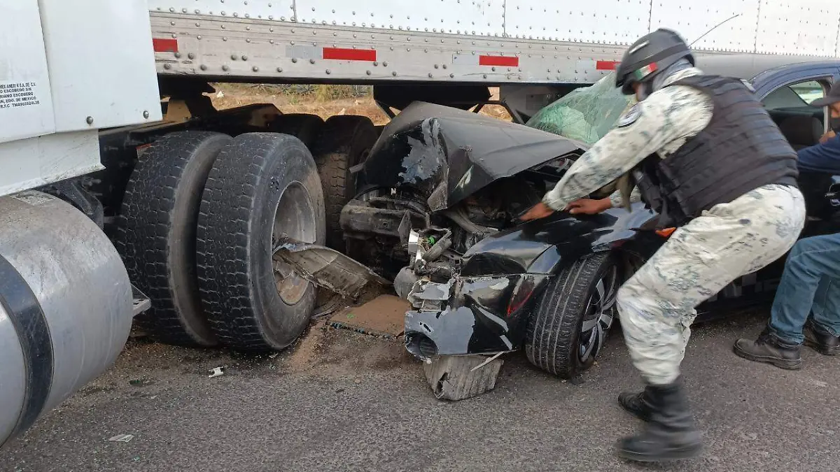 Accidente carretera Nogales